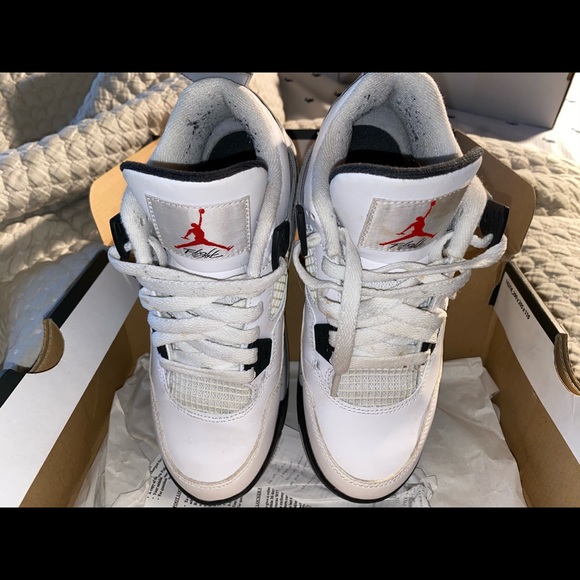 Nike cements 4’s - Picture 5 of 5